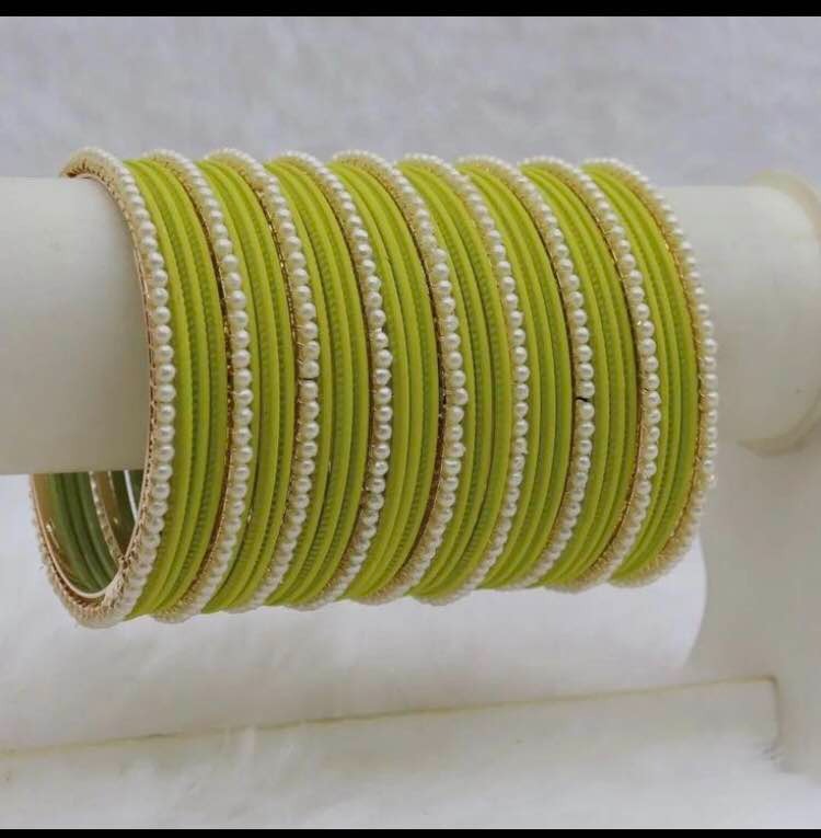 velevt bangles set for ladies with moti churriyan _ Trendy elegant 15 picecs bangles set for women glass velvet bangles set unique desgin